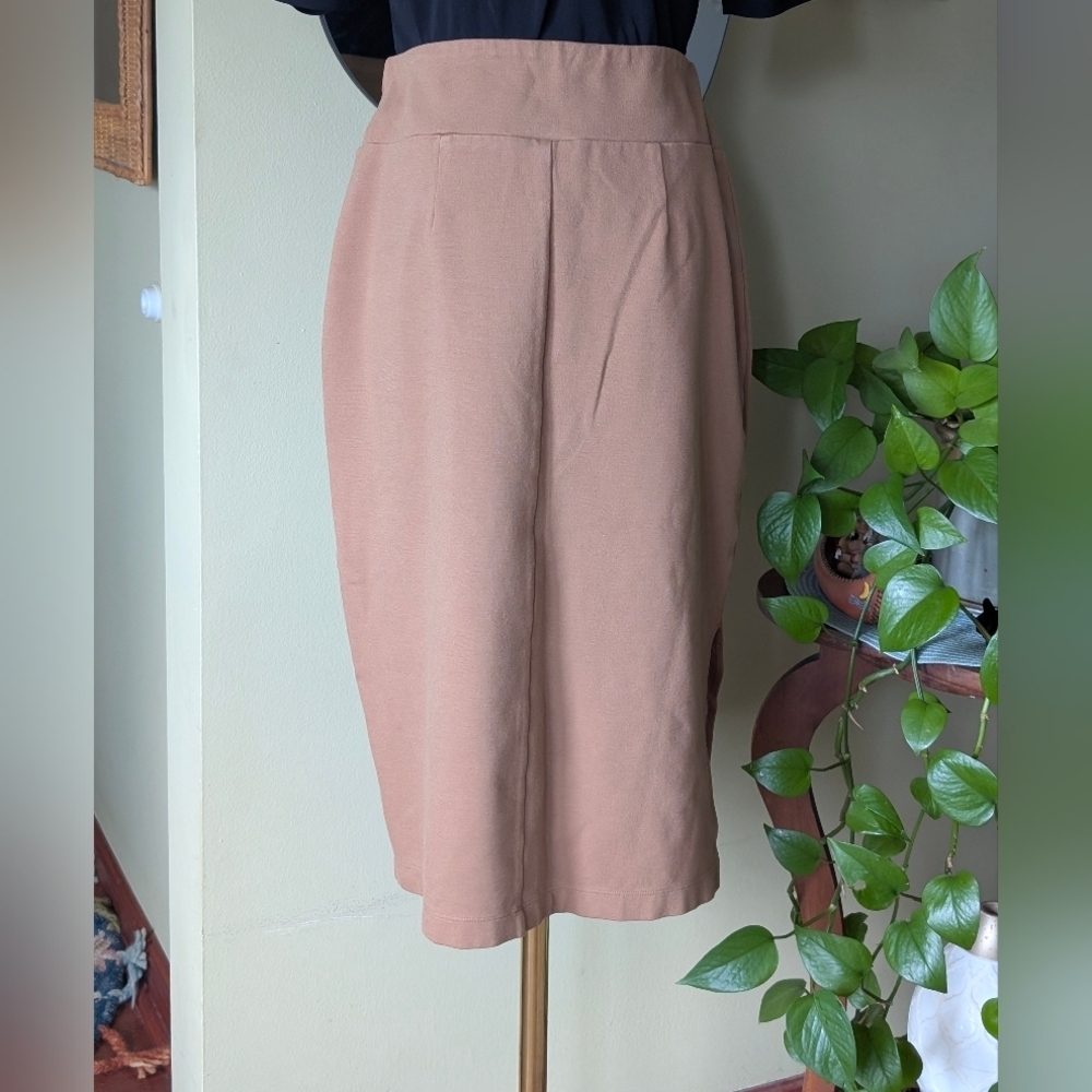 Nine West Women's Size XS Stretchy Tan Midi Skirt - Picture 5 of 9